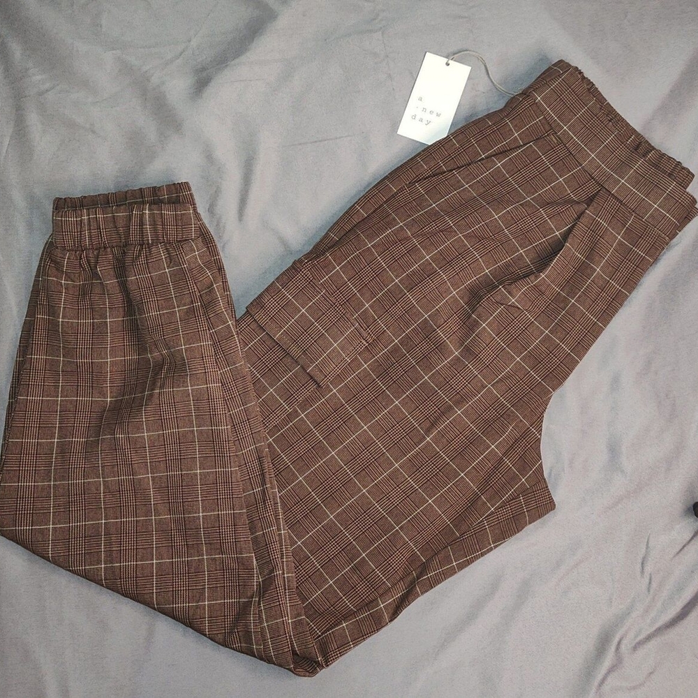 Brown Relaxed Fit Track Pants with Elastic Waistband